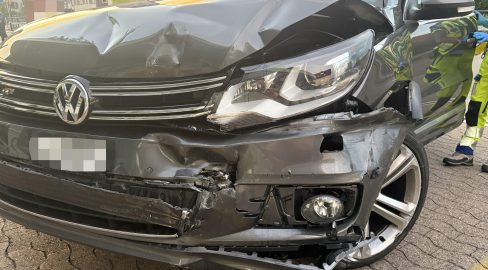 Zuzwil SG: Crash in Haus: Frau (65) bei Unfall schwer verletzt