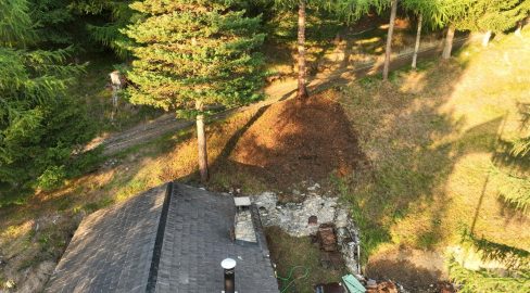 Almens GR: Kamin-Funken lösen Brand aus, Lösch-Heli rückt aus