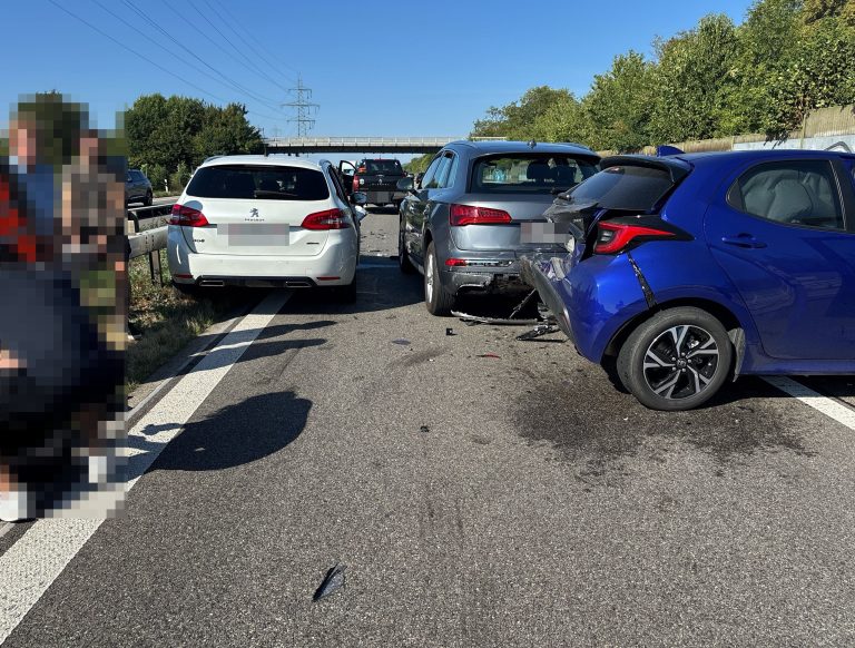 Oberbuchsiten SO: 4-Auto-Crash auf A1, 3 Verletzte bei Unfall