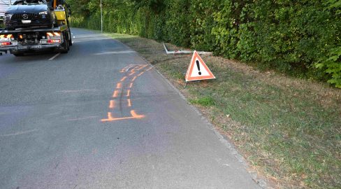 Buchs SG: Auto überschlägt sich bei Unfall, Lenkerin im Spital