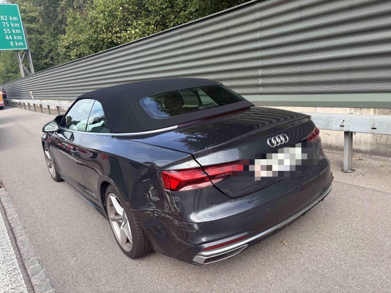 St. Gallen SG: Lenkerin (66) dreht sich bei Unfall auf A1