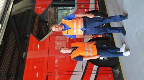 Erstfeld UR: Polizei legt zwei Reisebusse auf der A2 still