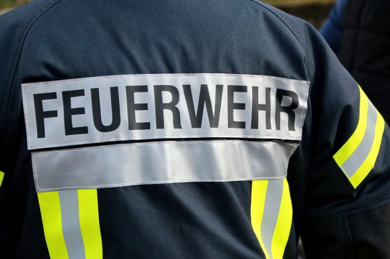 Wegen Brand: Verkehrsbehinderung auf der Dorfstrasse in Flühli