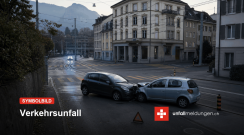 Unfall auf A1: Verkehrsbehinderung zwischen Birrhard und Mägenwil