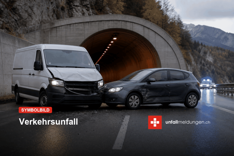 Montmollin NE: Lenkerin (21) baut Unfall beim Überholen
