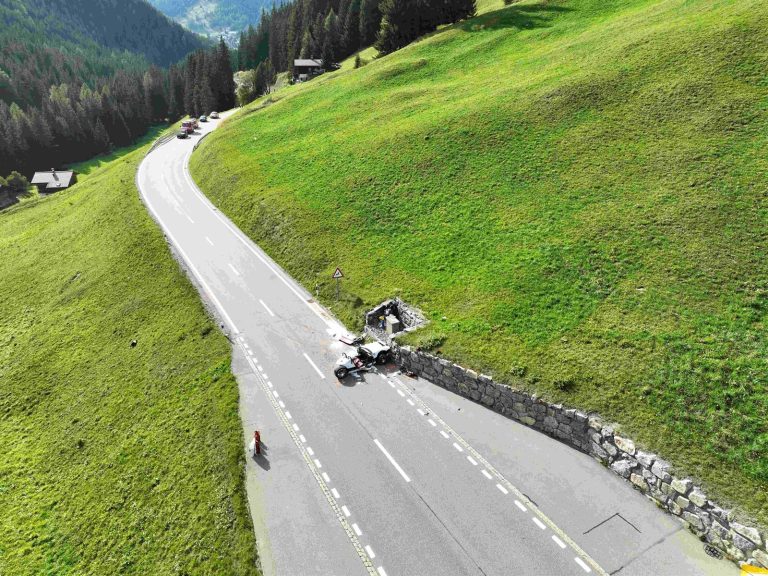 Davos GR: Zwei Tote bei Unfall am Flüelapass