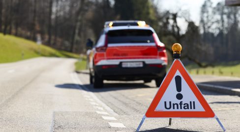 Flumenthal SO: E-Trottinett-Lenker nach Unfall schwer verletzt