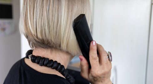 St. Gallen SG: Falsche Polizisten wollen Seniorin (87) abzocken