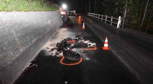 Vättis SG: Töff-Lenker (21) bei Unfall schwer verletzt