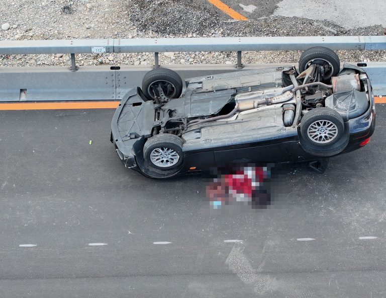 Wangen an der Aare BE: Promille-Lenker (60) baut Unfall auf A1