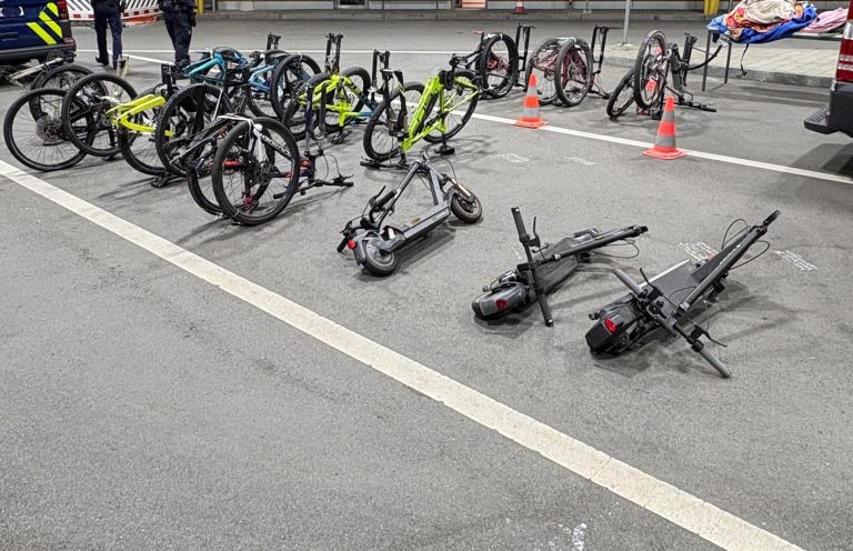 Kreuzlingen TG: Zoll stoppt Lieferwagen voller Velos