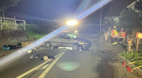 Tscheppach SO: Auto überschlägt sich bei Unfall