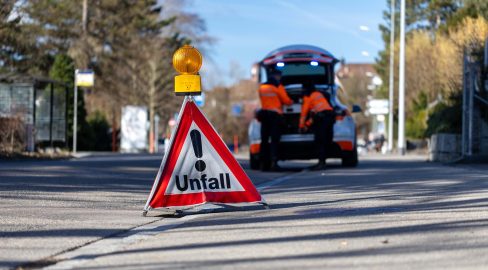Wattwil SG: Auto touchiert Mofa (15) und flüchtet nach Unfall