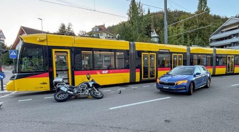 Oberdorf BL: Töff-Lenker (63) von Zug erfasst bei Unfall