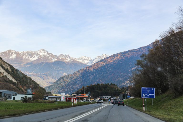 Sembrancher VS: Neue Radstreifen für mehr Sicherheit auf A21