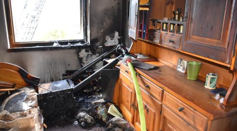 Thusis GR: Feuer-Drama in Wohnhaus, Mieter verletzt ins Spital