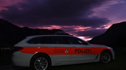 Davos GR: Dreirad-Lenker (18) stirbt nach Unfall