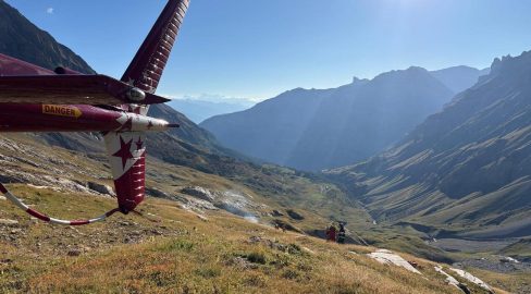 Leukerbad VS: Kleinflugzeug stürzt ab, drei Tote bei Unfall