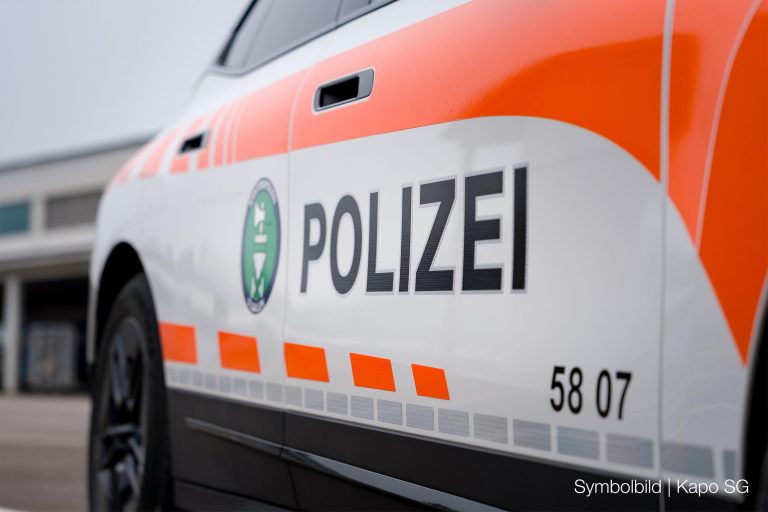 Buchs SG: Unfall im Schulhaus, Schülerin (14) schwer verletzt