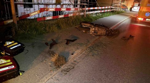 Urnäsch AR: Rollerfahrerin (18) bei Unfall schwer verletzt