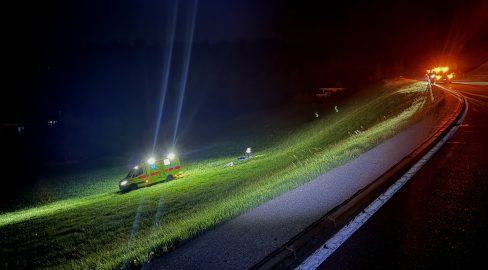 Rehetobel AR: Töff-Lernfahrer (18) stürzt bei Unfall Bord hinab