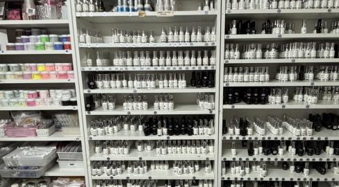 Winterthur ZH: Razzia in Nagelstudio, Botox und Spritzen entdeckt