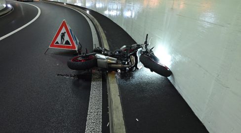 St. Gallen SG: Unfall auf A1, Töff-Lenker schwer verletzt