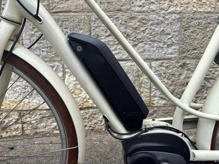 Schaffhausen SH: Dutzende E-Bikes im Keller entdeckt