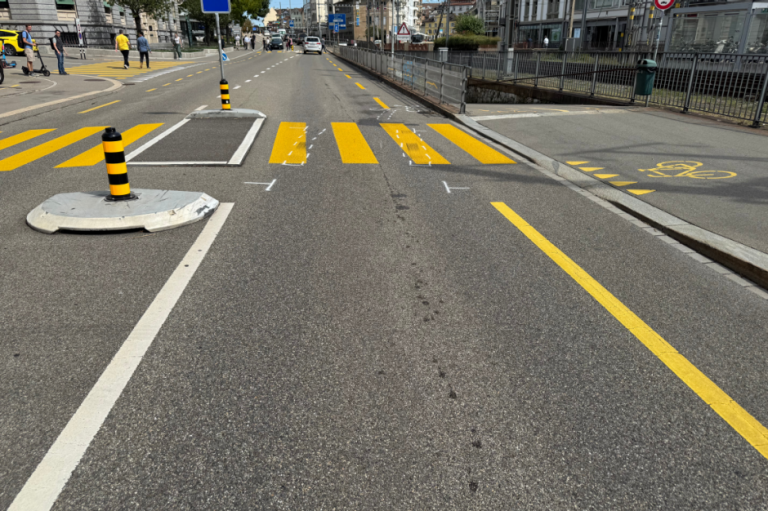 St. Gallen SG: Unfall mit E-Scooter: Frau (18) schwer verletzt