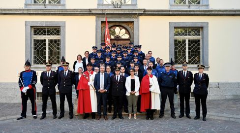 Sitten VS: 35 Angehörige der Polizei in Kathedrale vereidigt