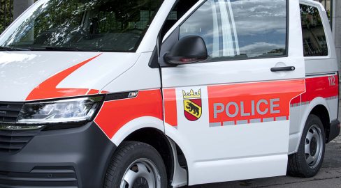 Langenthal BE: Auto kracht in Mauer, Frau verletzt bei Unfall