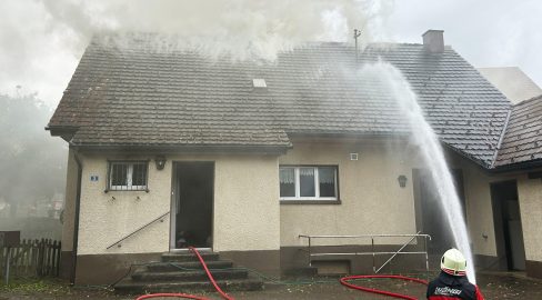 Wängi TG: Flammen unterm Dach, Brand verursacht hohen Sachschaden