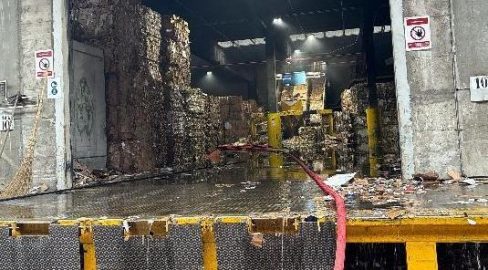 Niedergösgen SO: Sprinkler löscht Brand in Altpapierlager