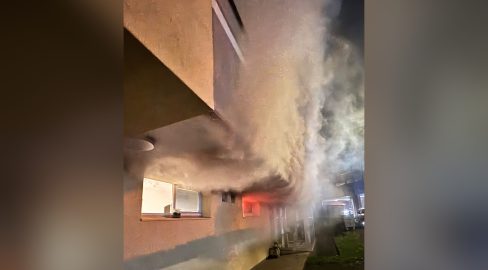Augst BL: Brand im Mehrfamilienhaus: Person im Spital
