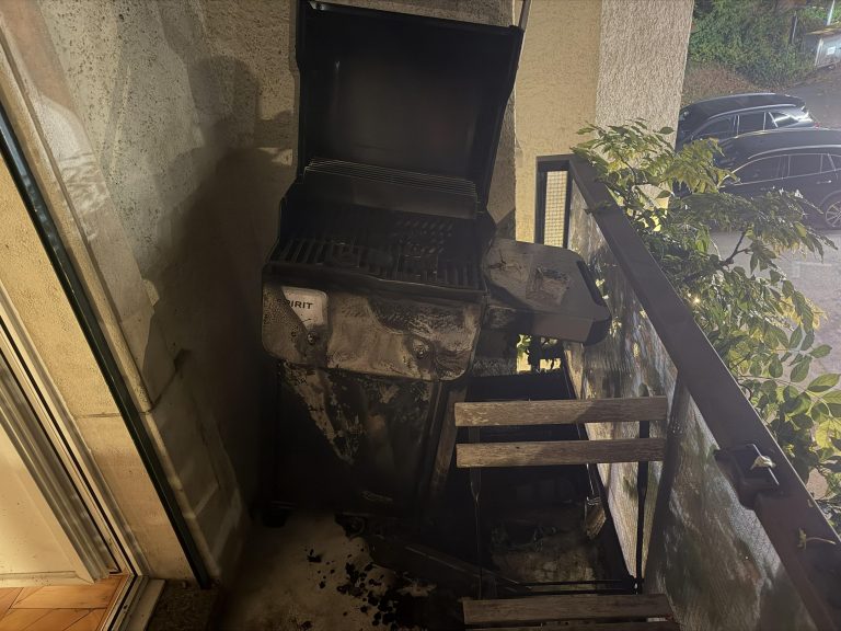 St. Gallen SG: Gasgrill-Brand auf Balkon von Mann (21)