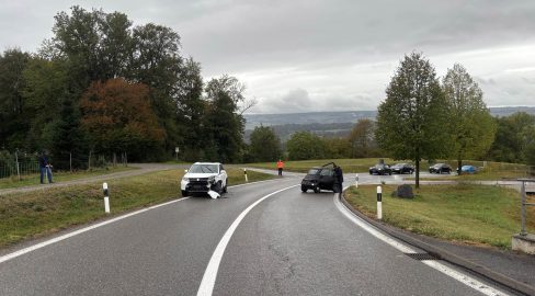 Zufikon AG: Sädelstrasse nach Unfall gesperrt