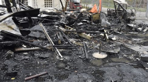 Olten SO: Wohnwagen in Brand, Person schwer verletzt