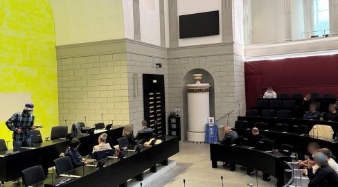 Luzern LU: Schüsse im Regierungsgebäude, Polizei übt Geiselnahme